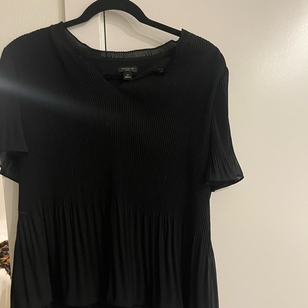 Ann Taylor Petite Chiffon Blouse
